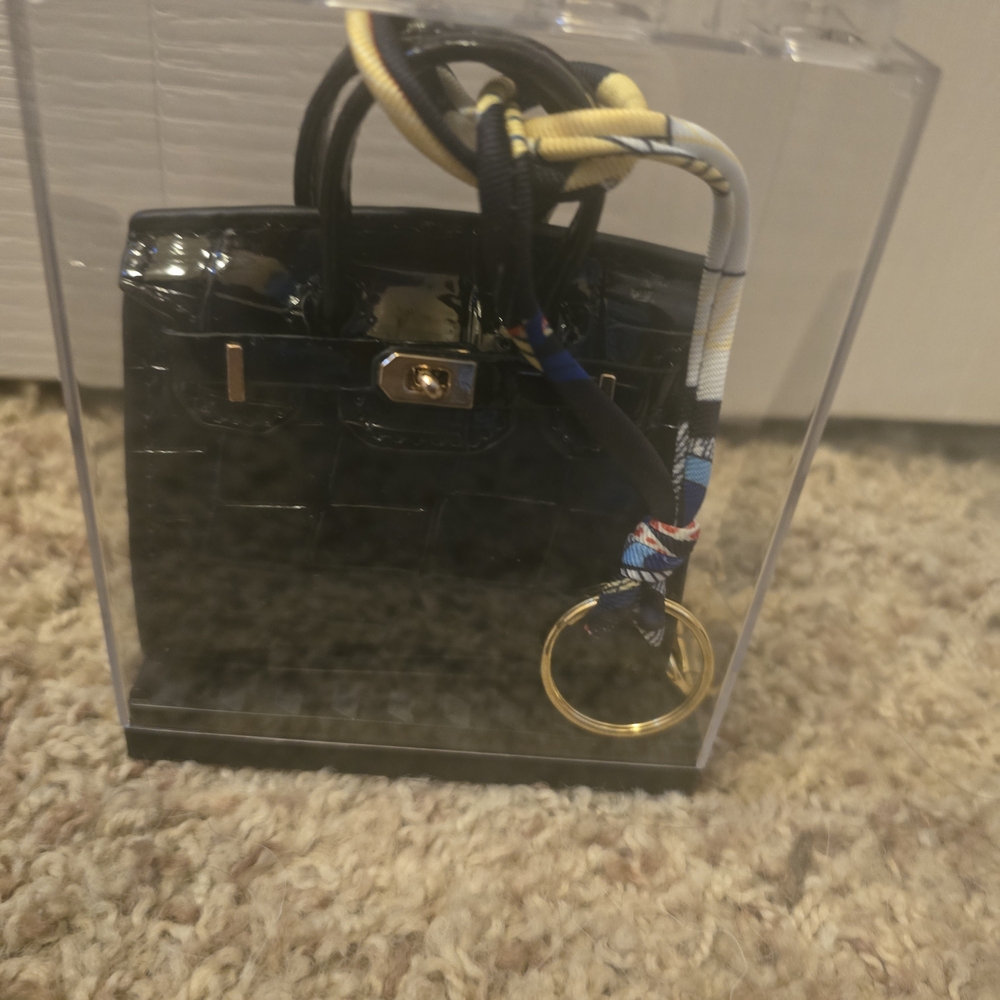 Black Croc-Embossed Bag Charm with Little Scarf - Picture 2 of 3